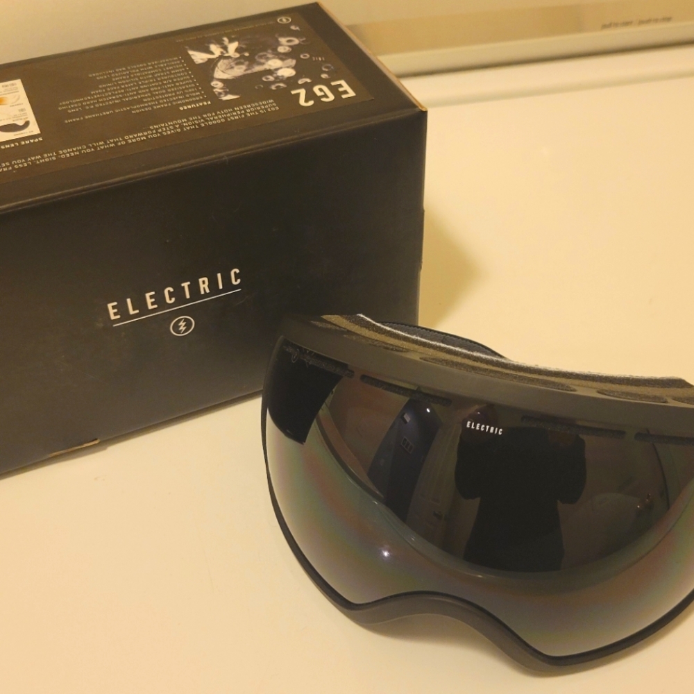 Brand new Electric Snowboarding Goggles